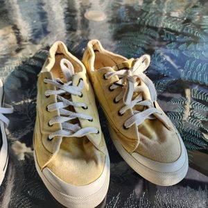 L.L.Bean light yellow tennis shoes